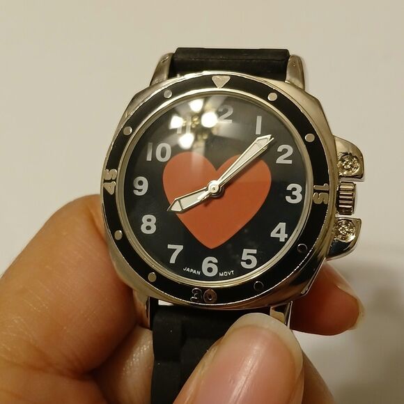 Undee Bandz Women's Heart Accent Dial Black Watch Japan Movt - Picture 9 of 14